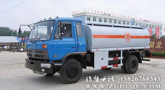東風(fēng)145流動(dòng)加油車