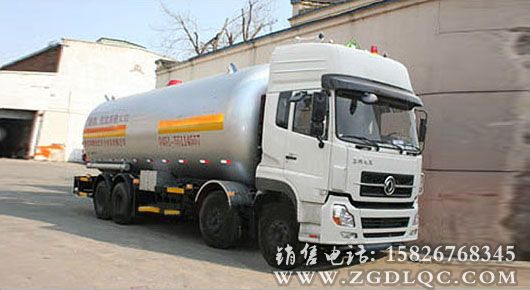 東風(fēng)天龍液化氣體運(yùn)輸車