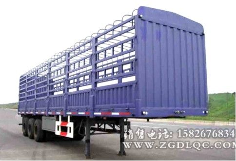 倉柵式運輸半掛車